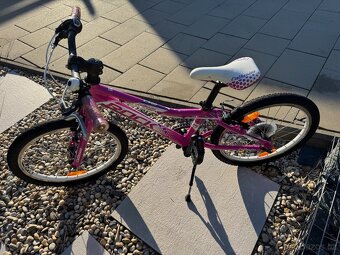 Prodám dívčí kolo Rock Machine Catherine 20” - 2