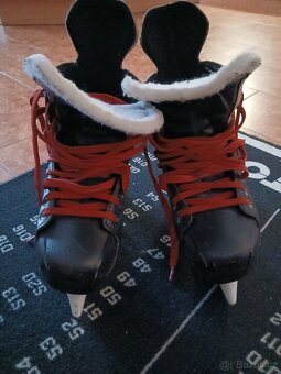 Bauer size 42 - 2