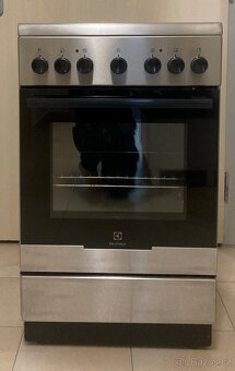 Sklokeramický sporák Electrolux - 2