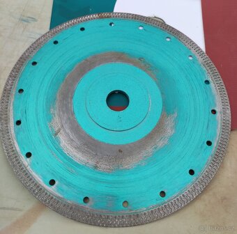 Kotouč řezný diamantový 250 x 25,4 - 2