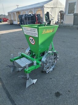 Sazeč brambor BOMET – jednořádkový - 2