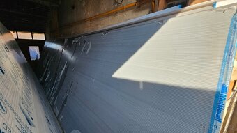 Polykarbonát Arla 16mm - šedý SC - 2