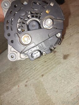 Alternátor Audi TT mk1 - 2