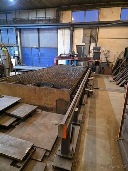 Plazmový řezací stroj Pierce RUR 2500 GP (8712) - 2