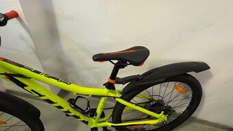SCOTT Scale Junior vel. 24 - 2
