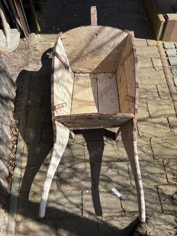 Trakař historický - 2