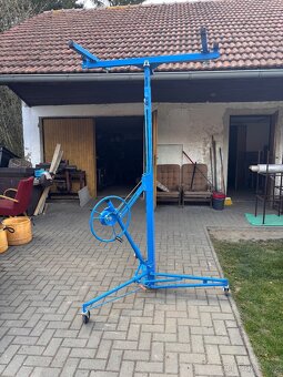 Zvedák na sádrokarton - 2