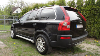 Volvo XC90 2.4D 120kw rok 2004 4x4 7.míst STK 11/2025 Euro4 - 2
