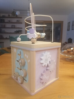 Dřevěná montessori kostka 40 cm - 2