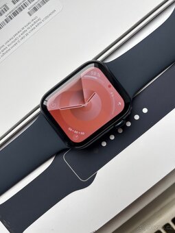 Apple Watch SE 44mm Černé zánovní - 2