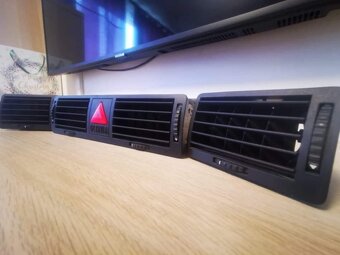 Výdechy ventilace topení Škoda Octavia 1 - 2
