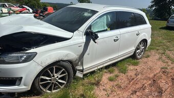 Audi q7 3.0 TDi 180kW CRCA NAC LC9A - 2