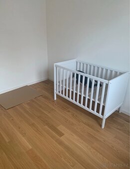 Dětská postýlka Ikea a matrace Träumeland - 2