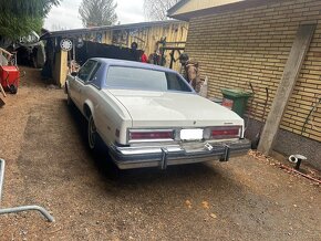 1978 Buick Riviera Coupe 5th gen. 350cu - 2