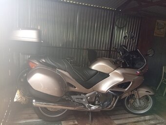 Honda deauville 650 - 2