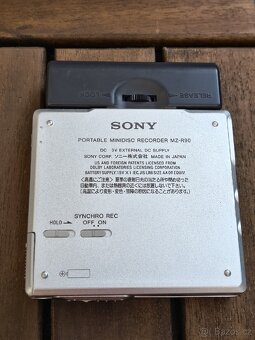 Minidisc walkman Sony MZ-R90 - 2