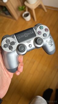 PlayStation 4 Pro 1TB - 2