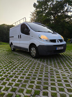 Renault Trafic obytný s vestavbou na spaní - 2