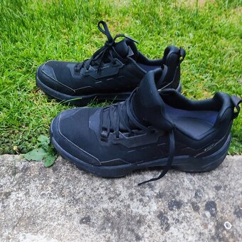 Adidas Terrex goratex - 2