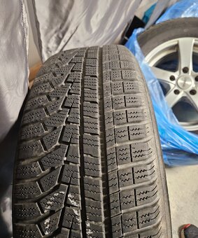 Kia sportage 2018 kola 215/70/16 - 2