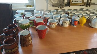 Sbírka porcelánových a keramickych hrníčků - 2