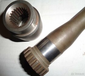 prodám kardan a zadni spojku hrídele - 2