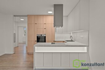 Pronájem bytu 2+kk 58 m² se samostatnou šatnou, Velké Meziří - 2