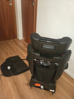 Britax Römer Advansafix IV R - 2