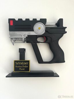 Replika pistole Korbena Dallase (Fifth Element/Pátý Element) - 2