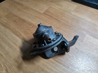 290 Škoda 1000MB 100 110 AC pumpa - 2