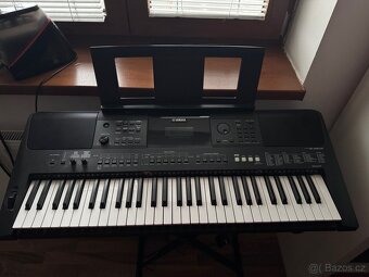 Yamaha piano - 2