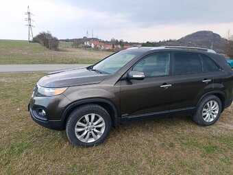 Kia Sorento - 2
