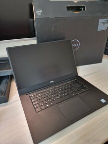 Dell XPS 15 9560 - 2