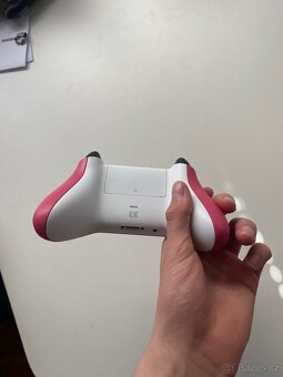 Herní xbox controller - 2