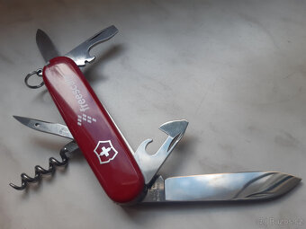 Victorinox Camper - nový - 2