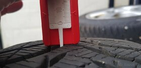 Zimní pneu 185/60 R15 - 2