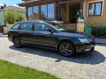 ŠKODA SUPERB KOMBI 2013 2.0TDI AMBITION - FACELIFT - 2