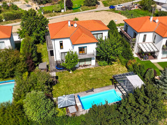 Exkluzivní vila 5+1, 348 m², bazén, sauna, pozemek 996 m², S - 2