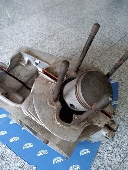 Motor ČZ - 2
