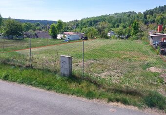 Stavební pozemek 985 m2 Libá (Cheb) - 2
