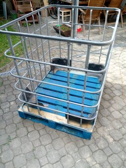 Ibc klec, dřevěná paleta - 2