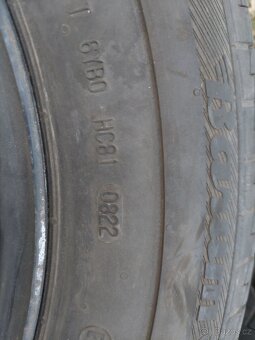 Sada kol na letních pneu na Ford Transit 235/65 R16. - 2