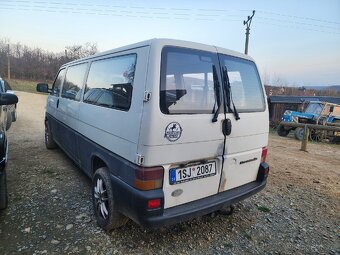 Volkswagen Caravella 24 D - 2