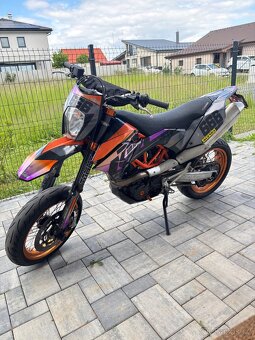 KTM 690 smc-r - 2