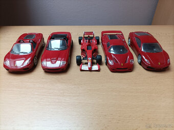 5x model FERRARI Shell V-Power - 2