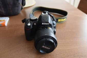 Nikon D3100 + Nikkor 18-55mm - 2