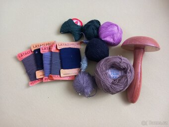 Knoflíky, hříbek +látačky, kroužky na záclony, jezdci k zipu - 2