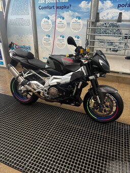 Aprilia RSV Tuono 1000 RR - 2