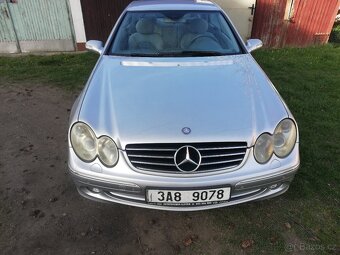 Mercedes benz CLK 270 CDI - 2