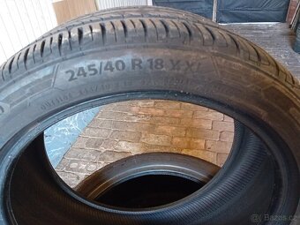 Prodám letní pneu 245/40 R18 - 2